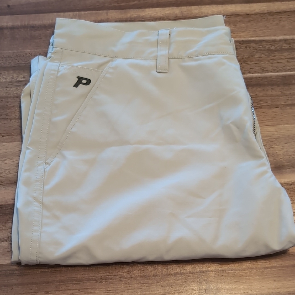 Peak Performance Cream Chinos Flat Front Design